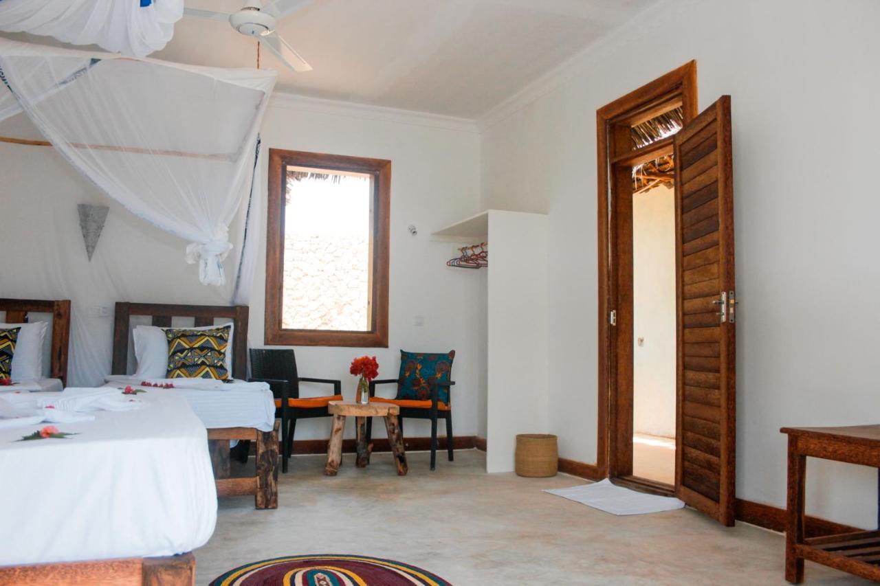 Zanzibar Kusini Beach Bungalows Hotel Kizimkazi Dış mekan fotoğraf