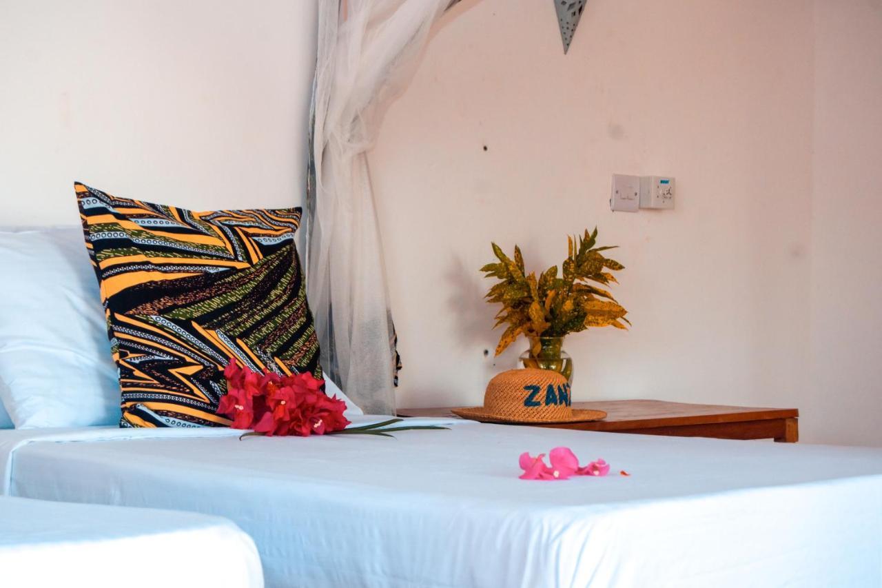 Zanzibar Kusini Beach Bungalows Hotel Kizimkazi Dış mekan fotoğraf