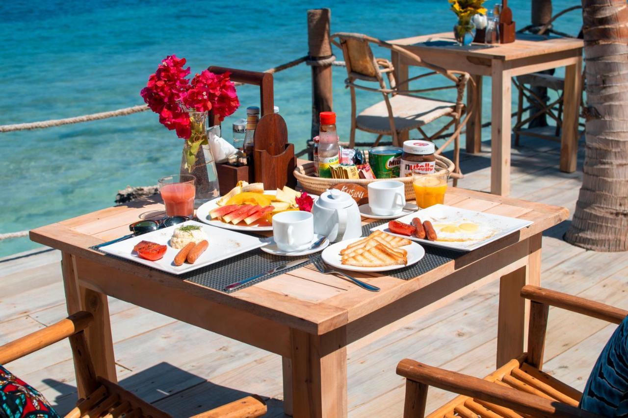 Zanzibar Kusini Beach Bungalows Hotel Kizimkazi Dış mekan fotoğraf